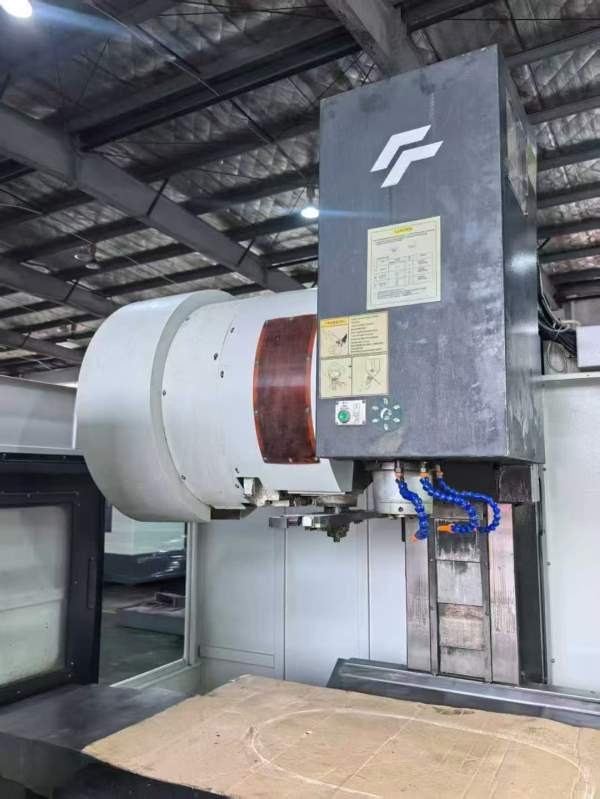 友佳FVP-1000A加工中心发那科MD1包，两线一硬阿尔法电.