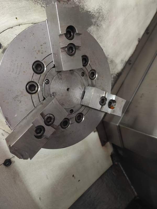 2022年四川正博T60D-750斜身数控车床，回转直径600mm.