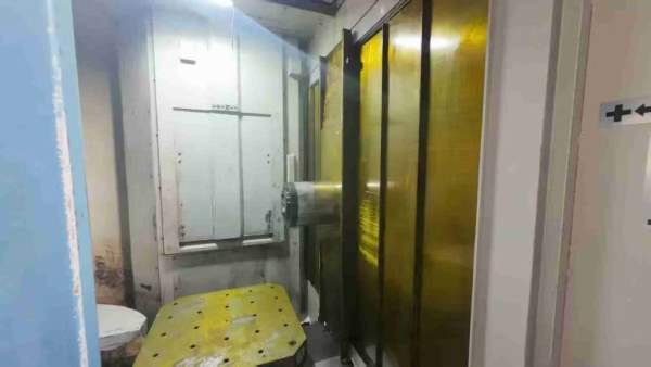 台湾大立630卧加，2台回转交换双工位，BT50齿轮头，三.