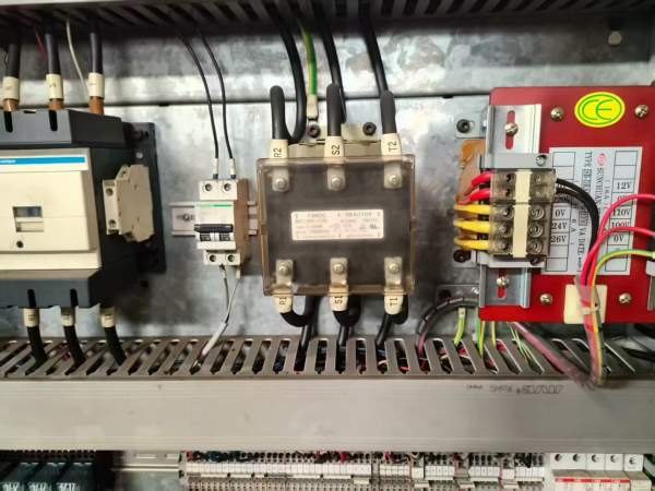 台湾大立原装进口800卧加，FANUCMD系统，三轴海德汉光.