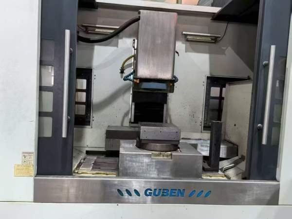 浙江固本SP104立式磨床，成色非常好