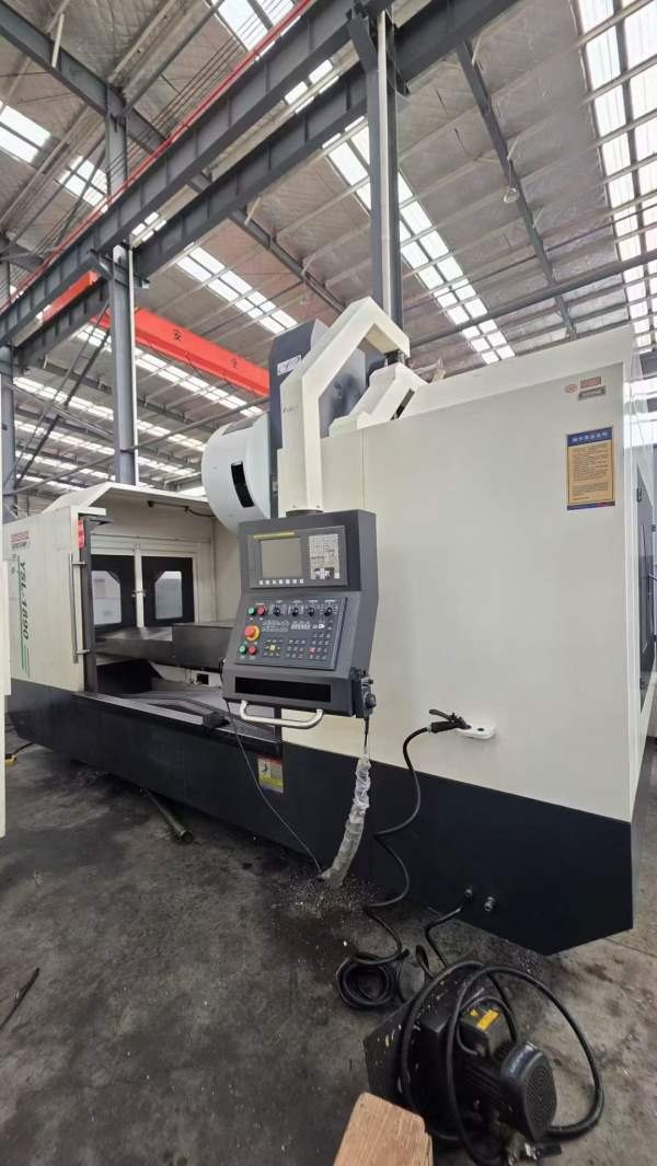 厦门扬森YSL-1890立式加工中心，两线一硬重型床身，Y.