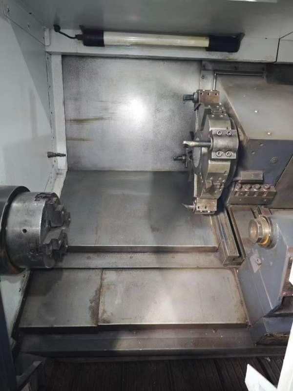 台湾加育JG-300重型数控车床，泷泽110同款机型，10寸.