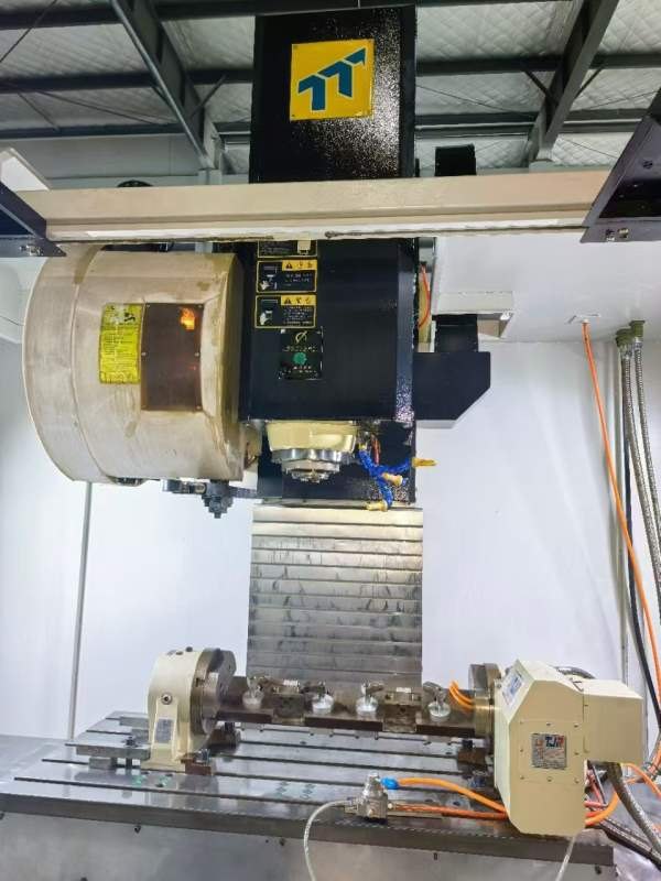 福建臺东精机1160立加三轴滚柱导轨.发那科0i-MFplus系.