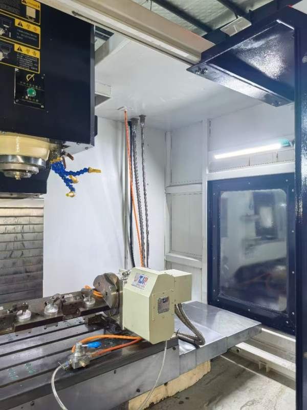 福建臺东精机1160立加三轴滚柱导轨.发那科0i-MFplus系.