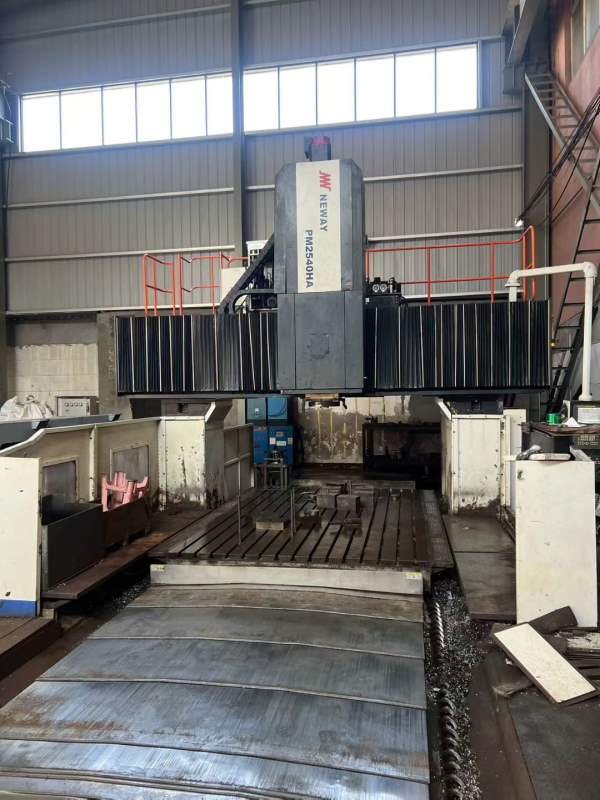 纽威2540HA数控龙门，工作台2500/4000mm，门宽3200mm.