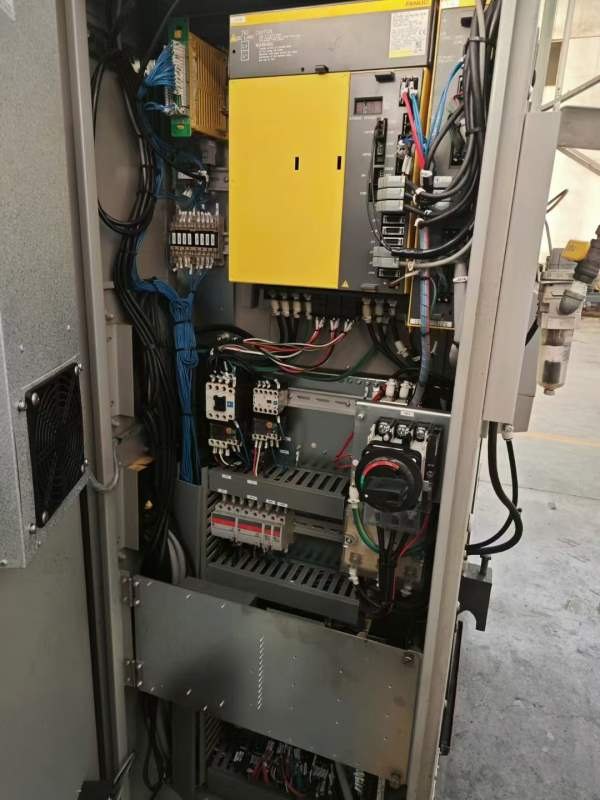 九成新津上M08JII数控车床，2018年出厂，8寸卡盘，8工.