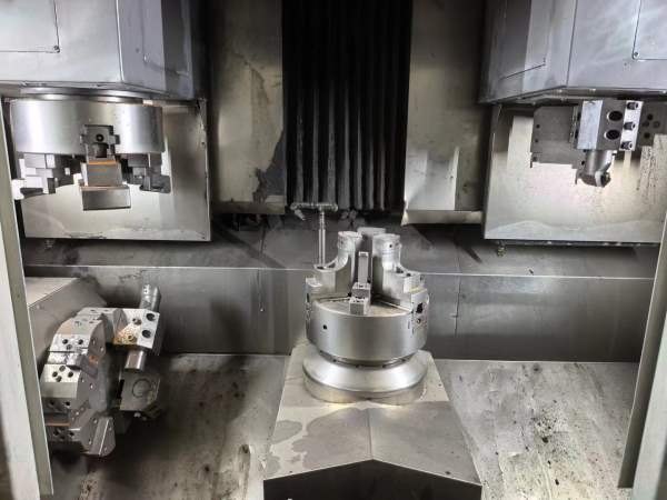 金沙ZDC-350倒立车双主轴，双刀塔结构主轴12寸，8工位.