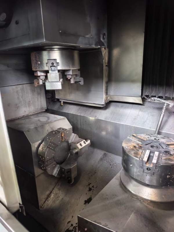 金沙ZDC-350倒立车双主轴，双刀塔结构主轴12寸，8工位.