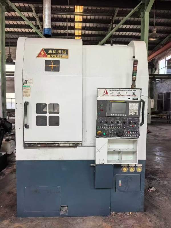 同款12台油机320立车