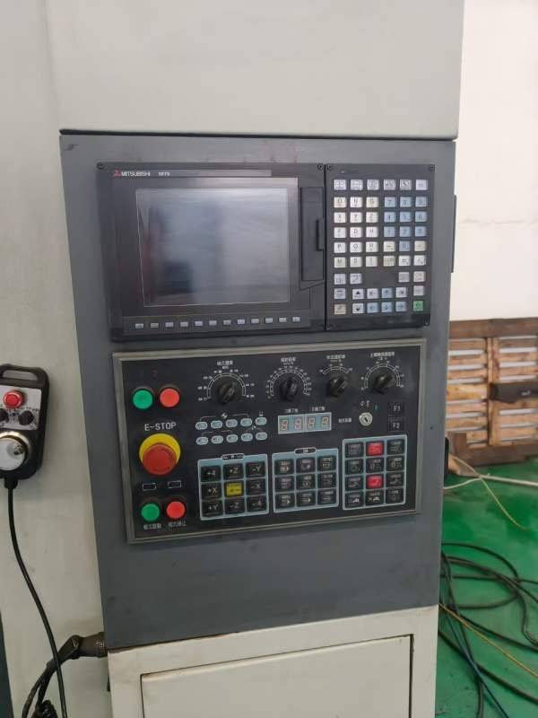 盛鸿大业855，三线，机械臂，带谭佳210四轴，顶针尾座.