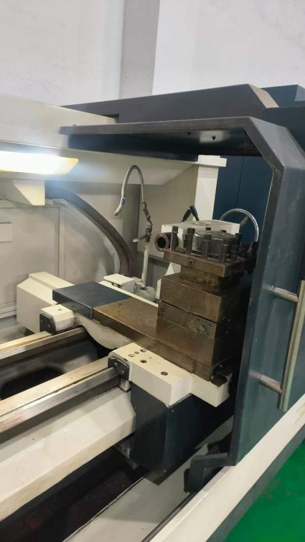 宝鸡6166/1000数控车床，12寸卡盘，广数系统，价格不.