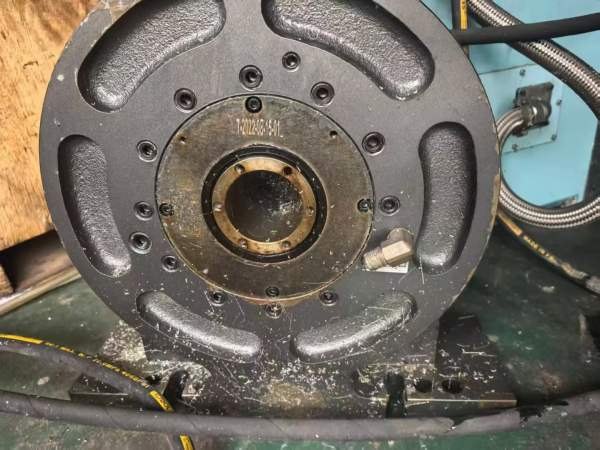 两套基本全新恒望320四轴带液压圆盘尾座.整套线材.三.