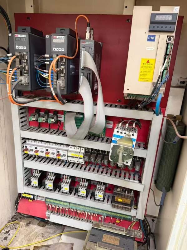 山东普利森CK6150H数控车床，加工长度1米，凯恩蒂系统.