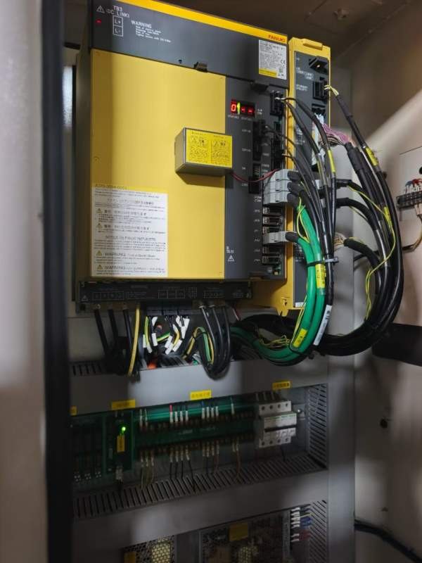 刚刚买下一台银鹏3024数控龙门发那科MFPLUS系统两线一.