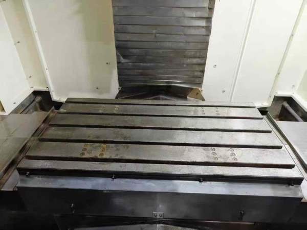 带中心出水2022年台群856S加工心中发那科OI-MFPlus系.