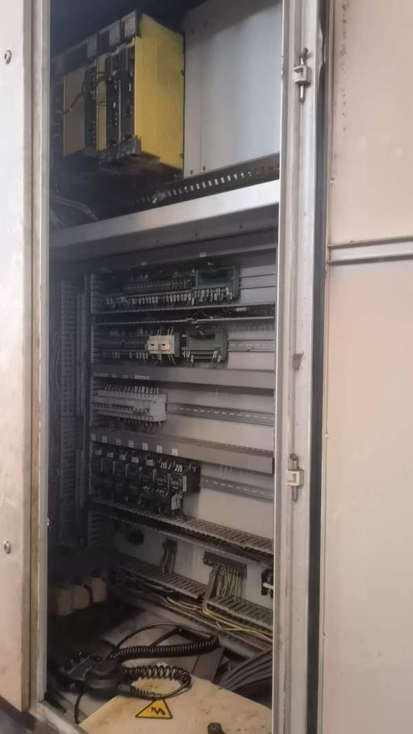 价格非常便宜海天3028龙门加工中心，二线一硬导轨，发.