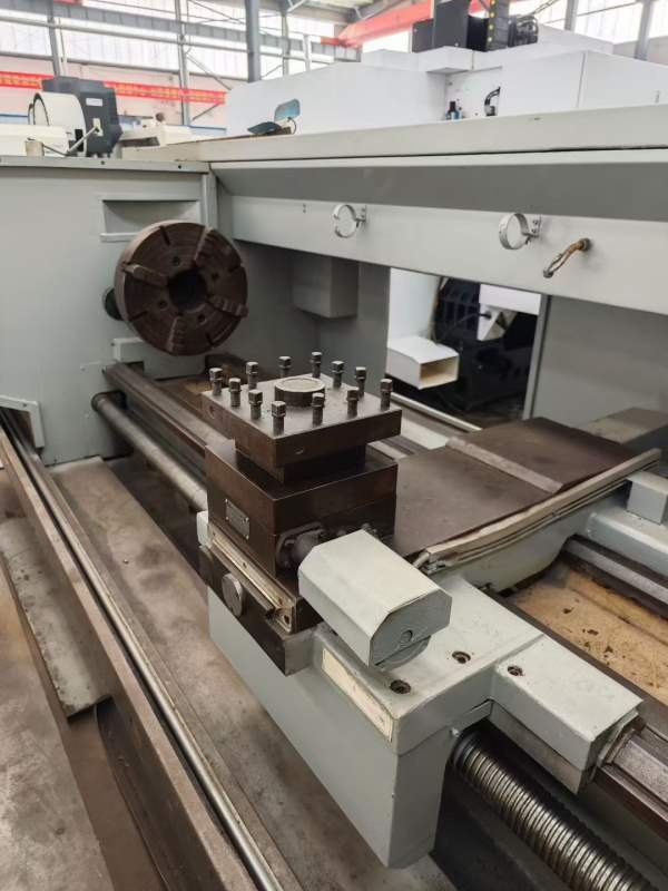 需要大数控车床的老板看过来金宇61636米数控车欧凯618.