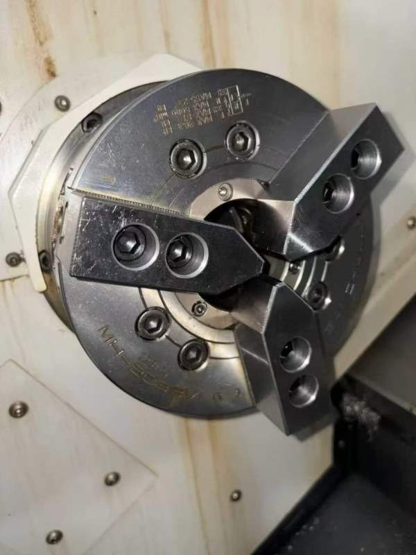 新到两台准新斗山235车床2022年出厂，两轴线轨，发那.