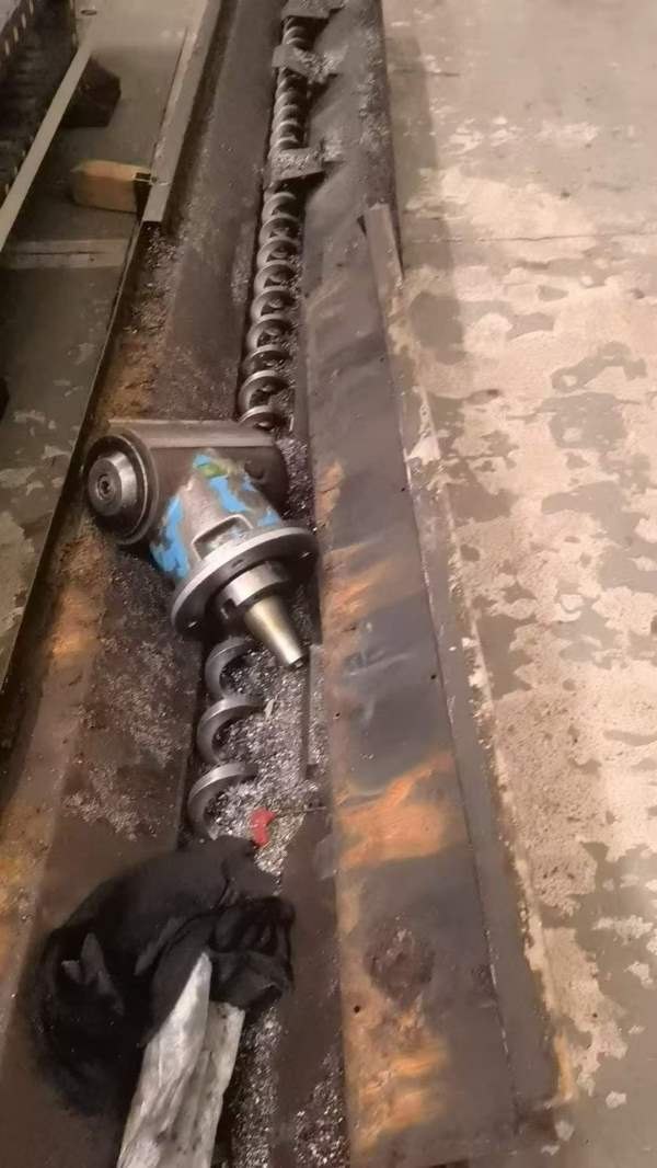 海天3028龙门加工中心，二线一硬导轨，发那科MD系统，.