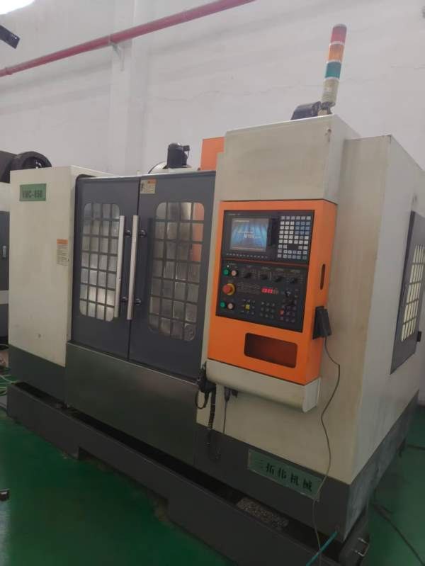 几万块钱，三拓伟850加工中心，M70带USB接口，罗毅BT4.