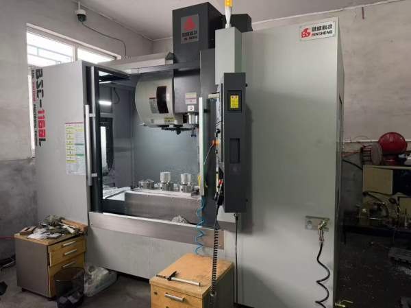 9.5成新2024年斌盛1160，三线，主轴皮带10000，不带四.