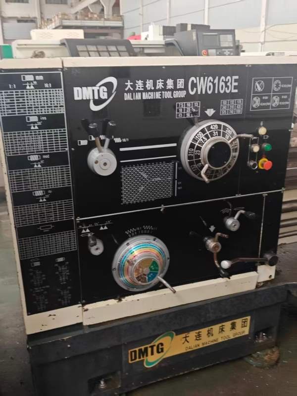 精品大连CW6163E1.5米车床到库房，低价出售