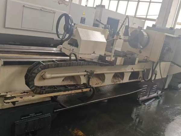 精品大连CW6163E1.5米车床到库房，低价出售