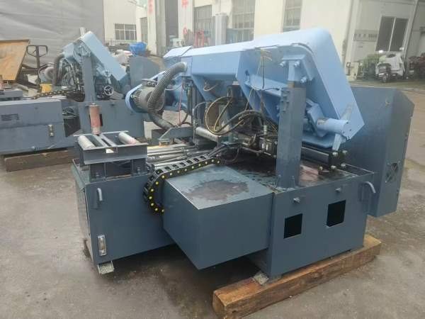 精品2020和2019浙江恒力GZ4232A数控锯床两台到库房，.