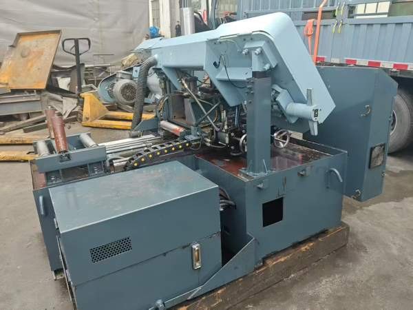 精品2020和2019浙江恒力GZ4232A数控锯床两台到库房，.