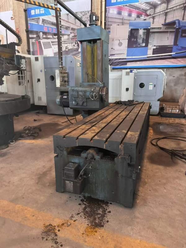 新到2014年南通京鼎900mm3.3米端面铣，侧面铣超低价出.