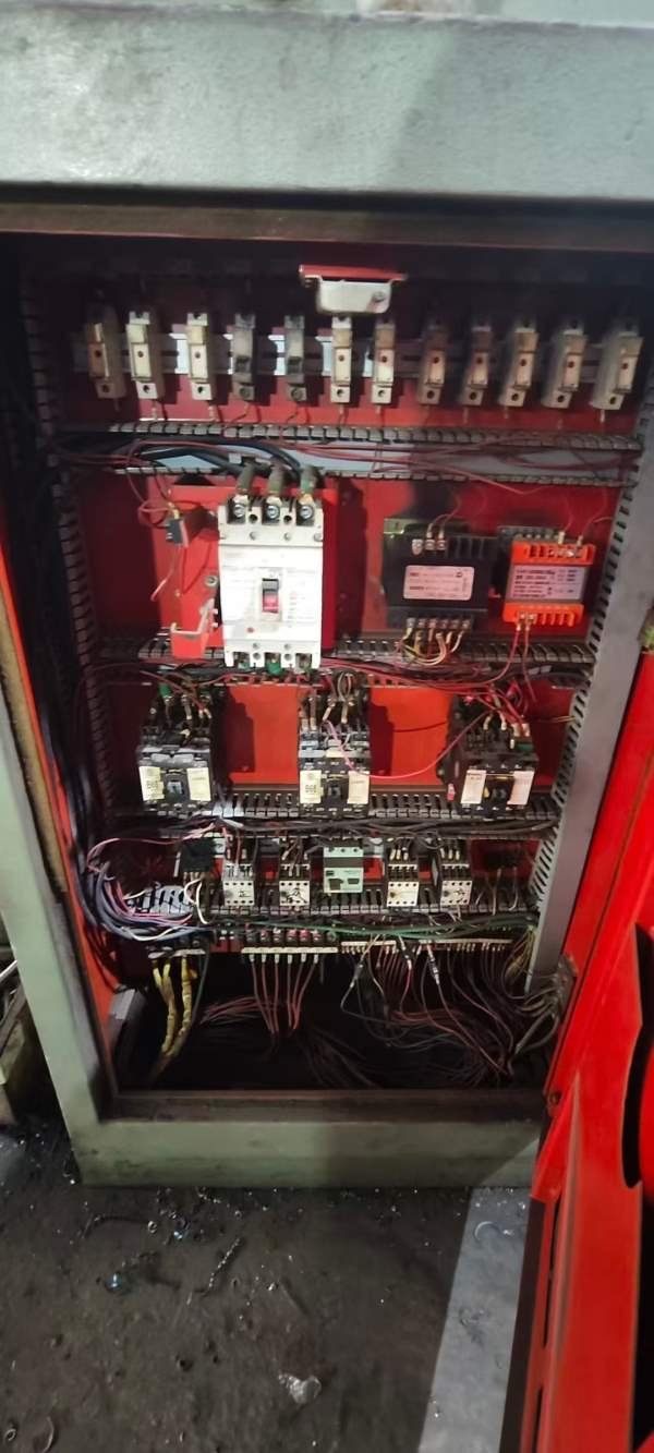 2023年德州德隆CW61160D6米车床，1.25米卡盘，755mm轨.