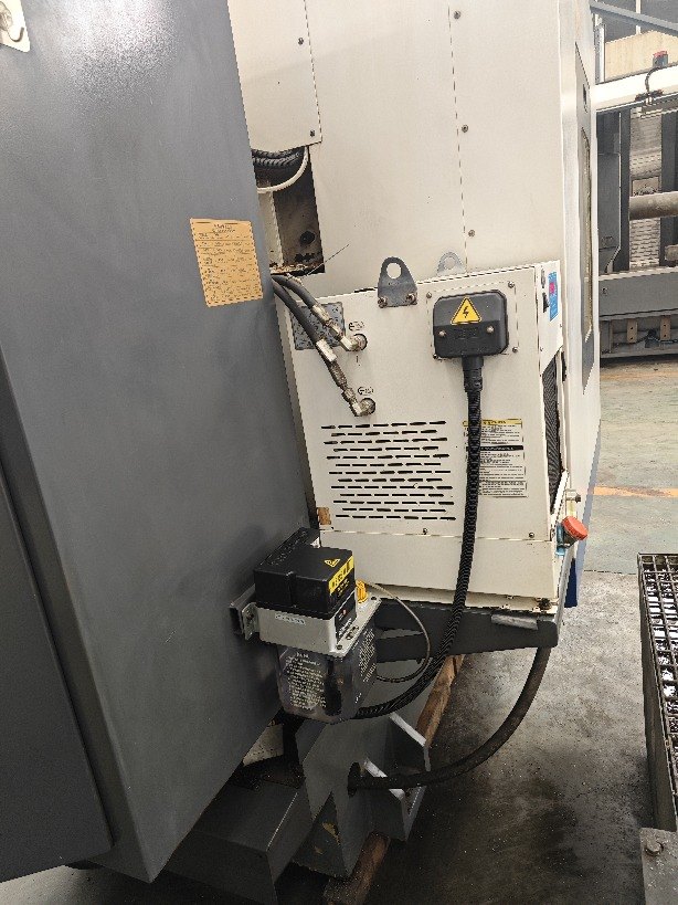 出售纽威VM702S立式加工中心