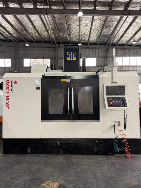 嘉泰1370（BT40主轴），准新佳泰1370加工中心，2023年.