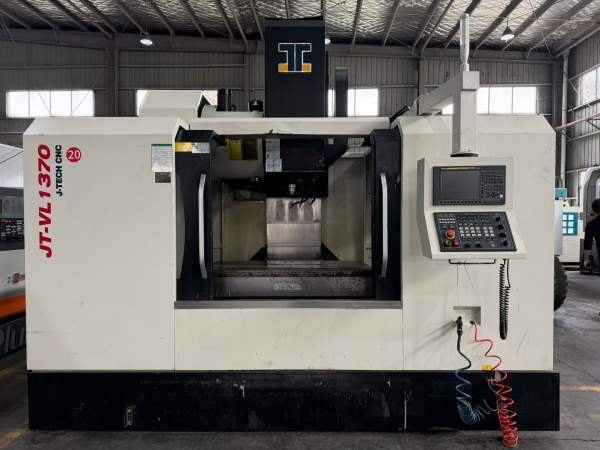 嘉泰1370（BT40主轴），准新佳泰1370加工中心，2023年.
