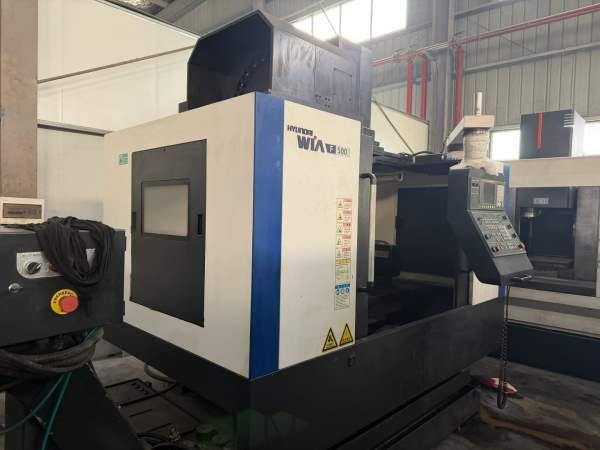 韩国威亚F500立加 三轴行程：1060x510x635mm工作台尺.