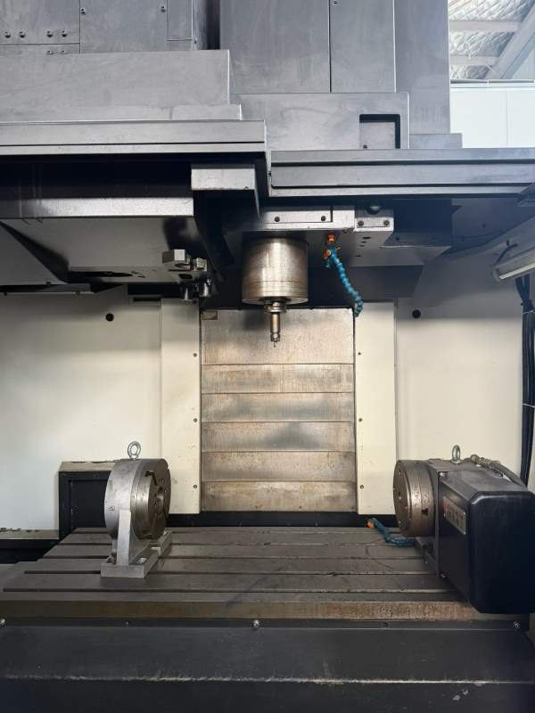 韩国威亚F500立加 三轴行程：1060x510x635mm工作台尺.