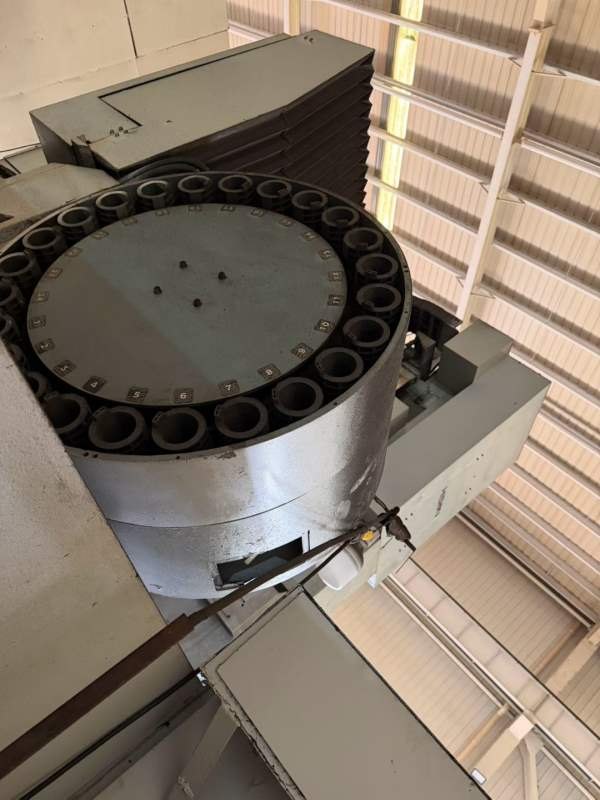 昆山城北工厂在位海天3216数控龙门加工中心工作台3000.