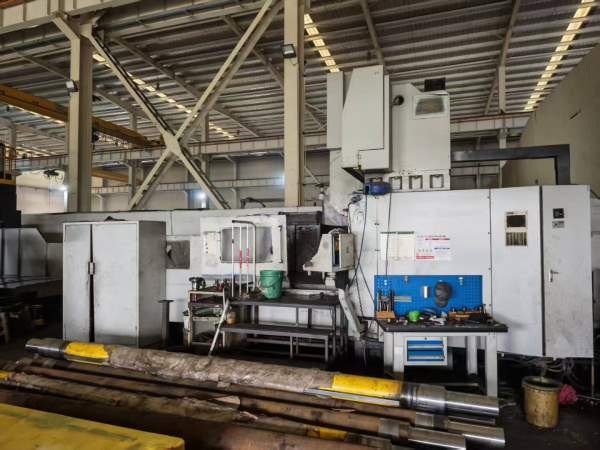 昆山城北工厂在位海天3216数控龙门加工中心工作台3000.