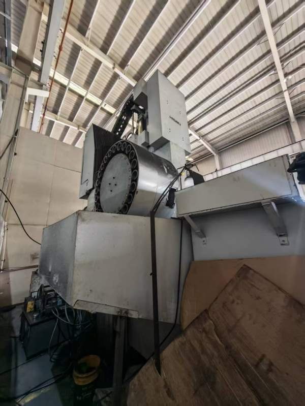 昆山城北工厂在位海天3216数控龙门加工中心工作台3000.