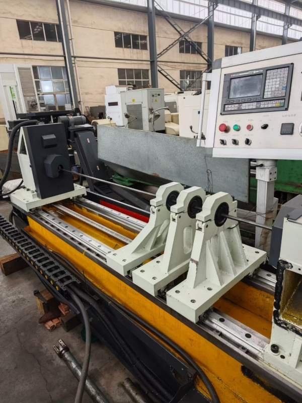 德州晋扬TK2140X1700深孔钻，凯恩帝系统，钻孔直径40m.