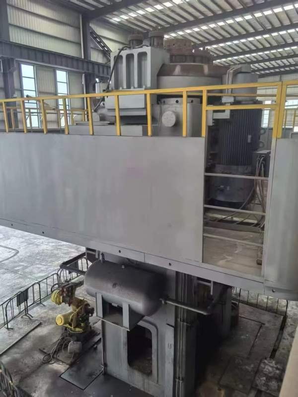 在位出售，宏达2022年产，4000吨电动螺旋压力机