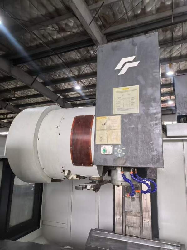 友佳FVP-1000A加工中心系统：发那科MD1包系统阿尔法电.