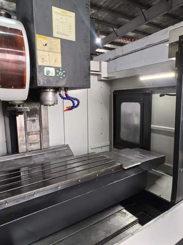 友佳FVP-1000A加工中心系统：发那科MD1包系统阿尔法电.