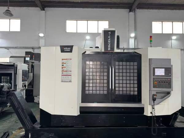 台群1375加工中心2023年出厂.法那科MF Plus系统.三轴.