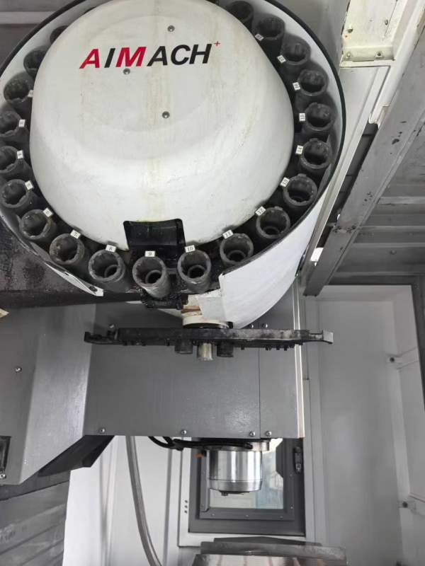 宏光伟业855加工中心，2023年机。三菱M80系统三轴滚柱.