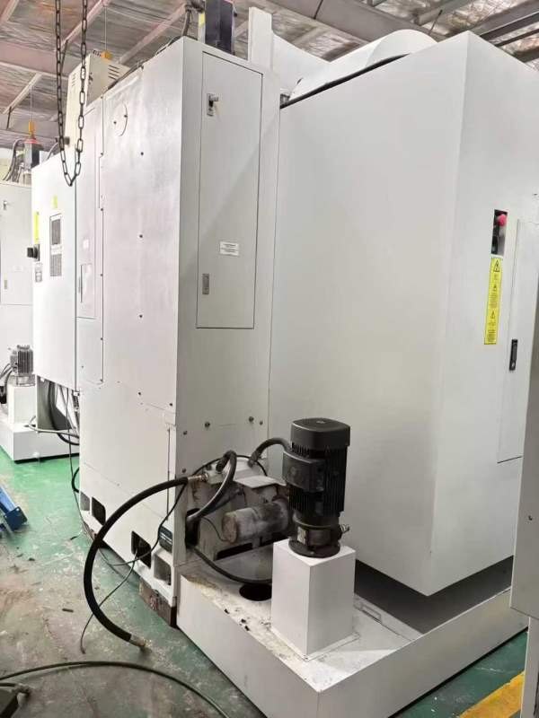 还剩后一台哈挺GX1000PLUS加工中心，系统发那科0i-MD.
