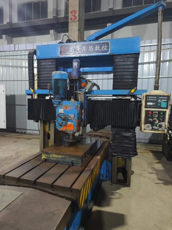 重型南通鑫昌1.2米2米龙门铣床，低价出售