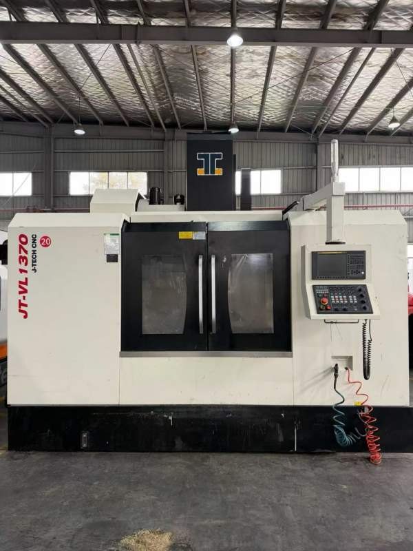 嘉泰1370（BT40主轴）准新佳泰1370加工中心，2023年出.