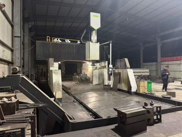 工厂在位扬森数控YSM6032重型龙门铣带50公斤中心出水.